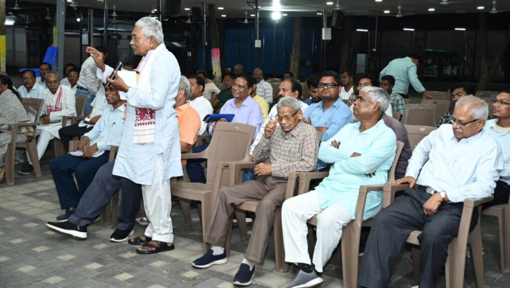 Raipur News : आदिवासियों को समाज की मुख्यधारा से जोड़ना हमारा मुख्य ध्येय - मुख्यमंत्री श्री बघेल 2 1690563010 f427b541693832f905c4